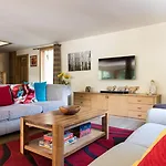 Chalet Les Favrands *