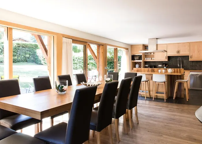 Chalet Les Favrands *